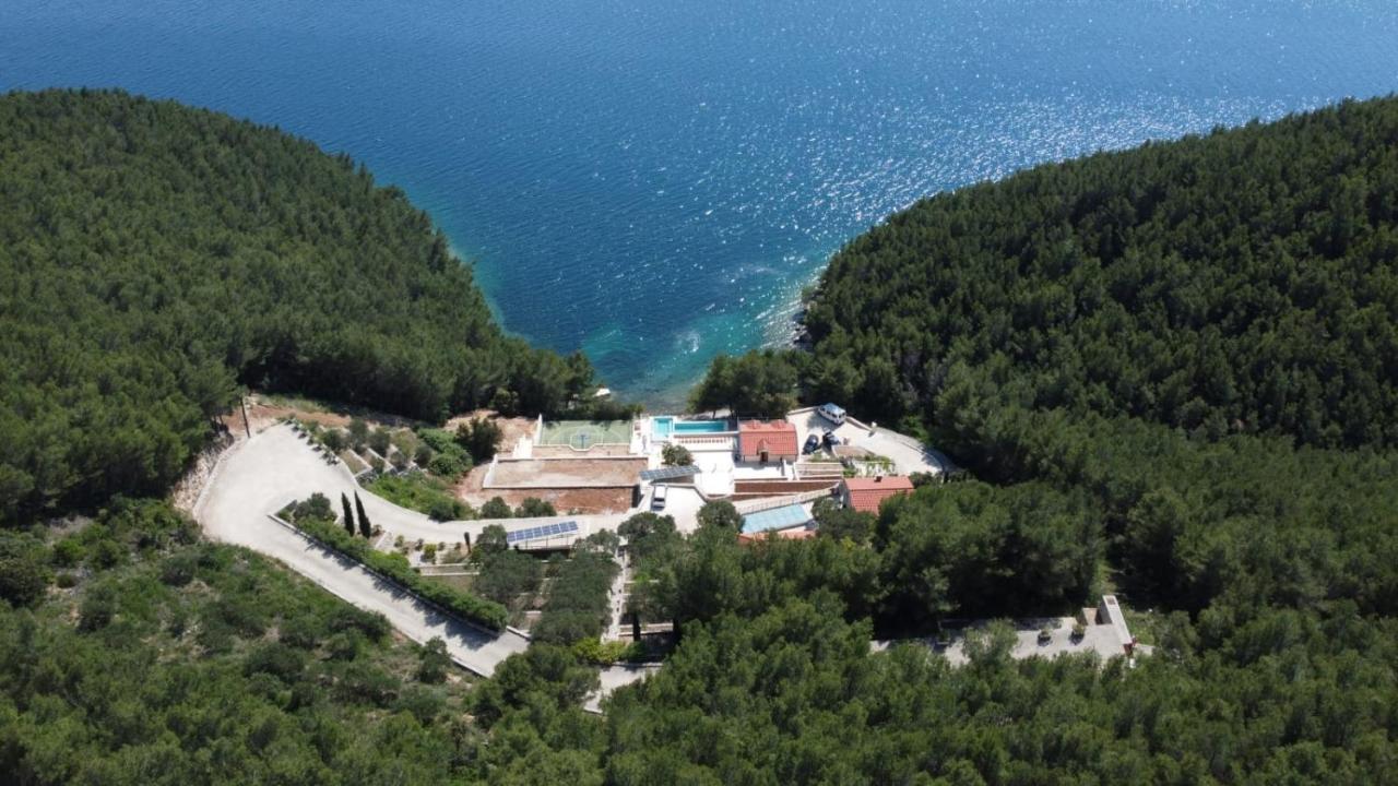 Beachfront Villa Brulupes In Secluded Bay Konstari Dış mekan fotoğraf