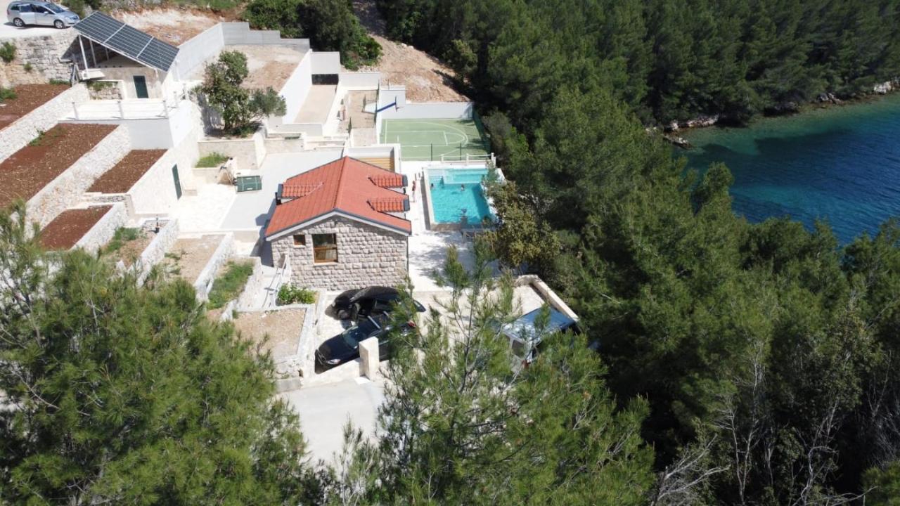 Beachfront Villa Brulupes In Secluded Bay Konstari Dış mekan fotoğraf